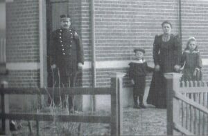 veldwachterswoning omstreeks 1900 hoek oxersteeg holterweg