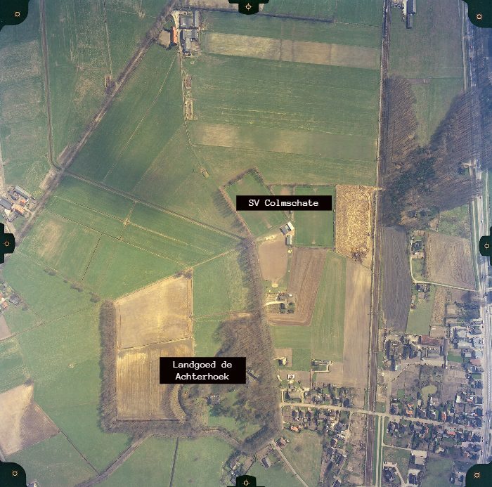 Colmschate Noord met de sportvelden