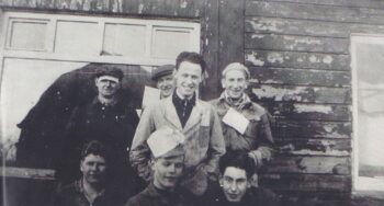 Foto van de Mau Mau Colmschate voor de schoenwerkplaats van Klinkien