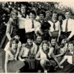 25-jaar meisjesvereniging van Knop tot Bloem