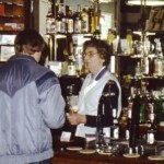 Annie Starink in het cafe aan de Holterweg 1981