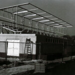 Bouw van de tribune van Koninklijke UD Colmschate Vijfhoek Bouw van de tribune van Koninklijke UD Colmschate Vijfhoek