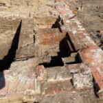 Fundering van oude station Colmschate, blootgelegd in 2025 Fundering van oude station Colmschate, blootgelegd in 2025