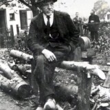 Meneer Haneveld Klompenfabriek Haneveld en Smits Meneer Haneveld Klompenfabriek Haneveld en Smits