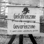 Waarschuwingsbord bij de Oxerhof Tweede Wereldoorlog Waarschuwingsbord bij de Oxerhof Tweede Wereldoorlog