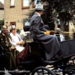 schutterskoning anton oosterhuis met zijn vrouw annie, op de bok g.kloosterboer
