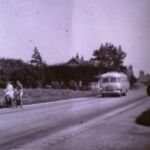 Bus op de Holterweg ter hoogte van de Oxersteeg
