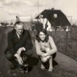 Chris Bolink en Ineke Pannekoek Bolink met Bobbie de Hond circa 1966 Chris Bolink en Ineke Pannekoek Bolink met Bobbie de Hond circa 1966