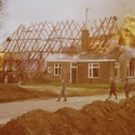 Erve Tijink (fam.Kemper) Storminksteeg, gecontroleerd afgebrand in 1972 Erve Tijink (fam.Kemper) Storminksteeg, gecontroleerd afgebrand in 1972