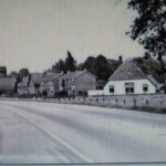 Holterweg met Cafe Cellarius en de kerk