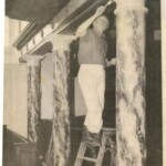 Karel Hissink marmert de pilaren in de Raalter Plaskerk