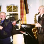 Muzikale begeleiding van Wim Smale en Chris Bolink tijdens de Seniorensoos van 23-01-2000 Muzikale begeleiding van Wim Smale en Chris Bolink tijdens de Seniorensoos van 23-01-2000