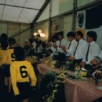 Receptie kampioenschap 1e elftal SV Colmschate33 in de tent, die er stond i.v.m. het Mr. de Graaf toernooi