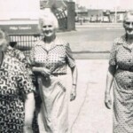 Reisje Senioren Soos Colmschate. vlnr. Mina Kloosterboer (Oerdijk), Toos Klein Swormink-Jeurnink en Mina Jansen-Leunk (Balkenbroek).