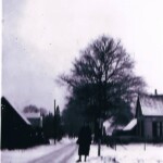 Stationsweg links werkplaats van Kolkman rechts woning van Grave (Stationsweg 24) Stationsweg links werkplaats van Kolkman rechts woning van Grave (Stationsweg 24)