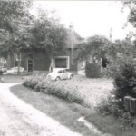 Storminksteeg 2 en 4, de woningen van mevrouw Nijhof en de familie Weustman