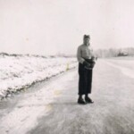 Willemien Cellarius aan het schaatsen op de Schipbeek in 1930 Willemien Cellarius aan het schaatsen op de Schipbeek in 1930